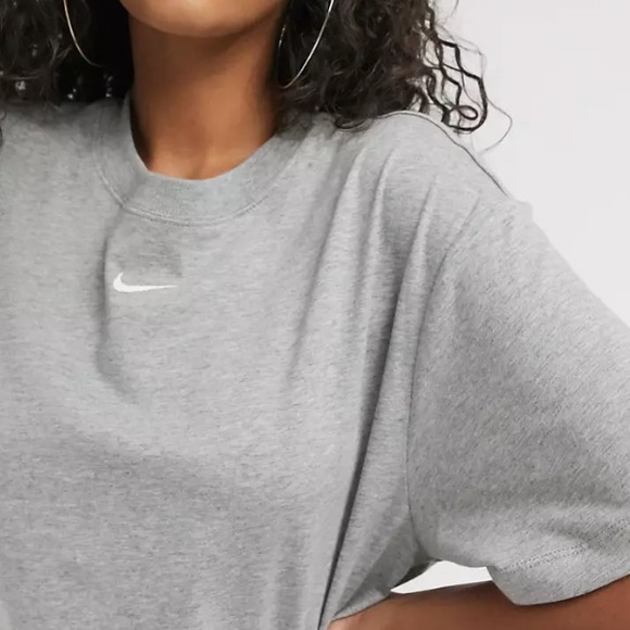 Nike t-shirt dress - Picture 7 of 10